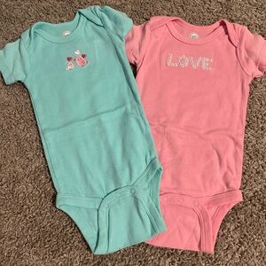 Wonder Nation Blue & Pink Short Sleeve Onesies- 3-6 Month- NWOT